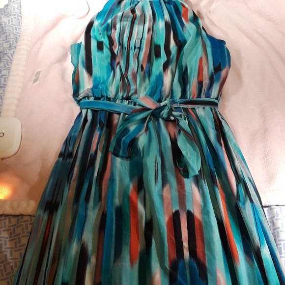 A. Byers Long Juniors Dress - Picture 4 of 8